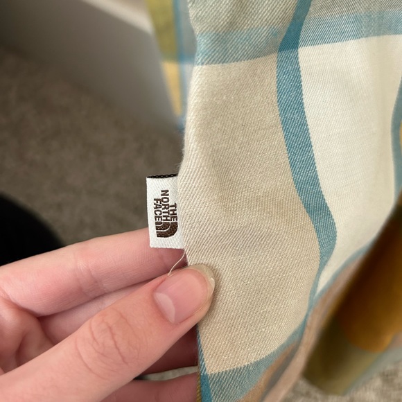 North face GF shirt - Picture 8 of 9